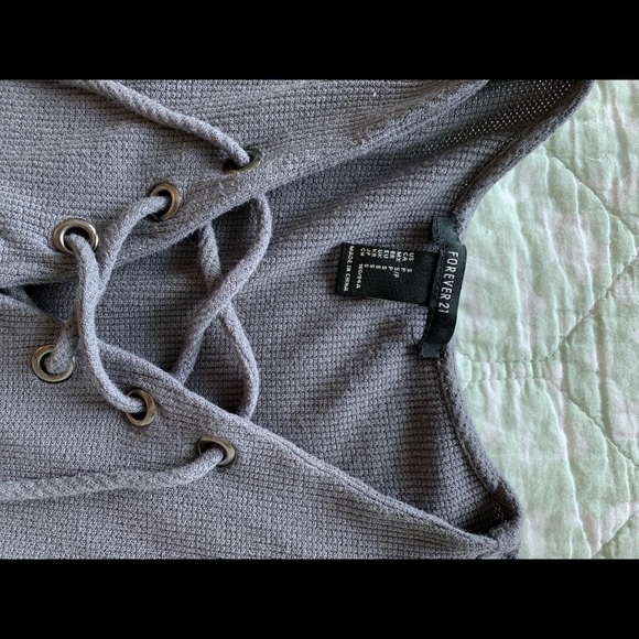 Lace up dress - Picture 2 of 3